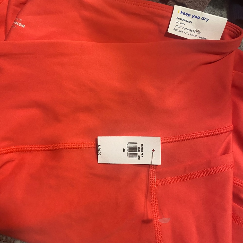Women’s Old Navy Plus Brand New Leggings Size 4x